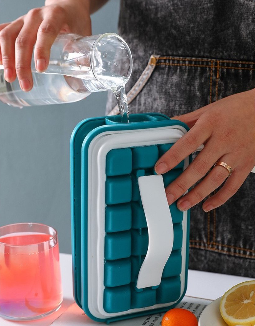 Compact Ice Cube Maker - Spill free design